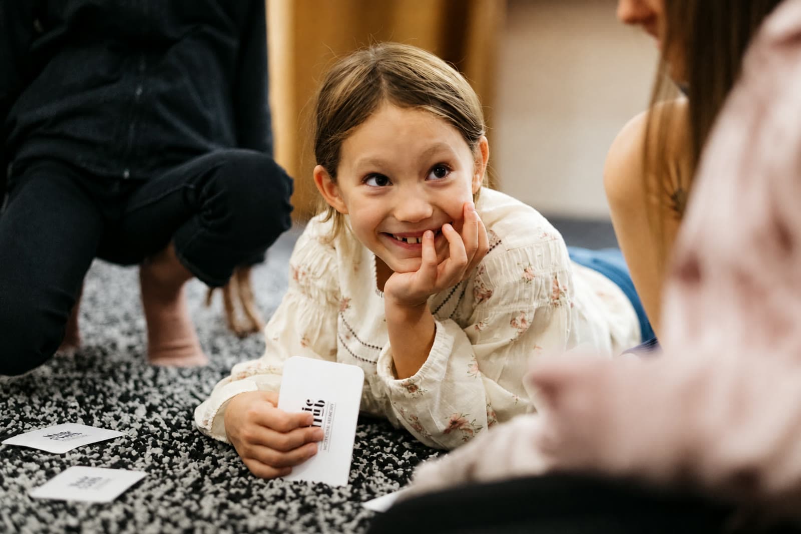 MeloFun Junior — uśmiechnięta dziewczynka podczas zajęć muzycznych w Music Hub